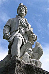 Statue of Ferdowsi